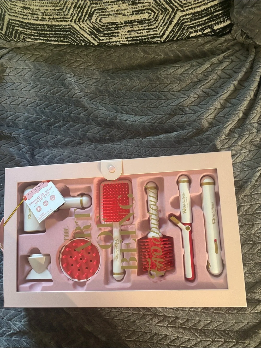 FAO Schwarz Kids Hair Styling Set in Pink and White